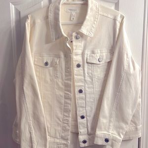 1X Women’s denim jacket.